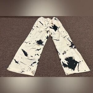 EUC Daisy XL Black and White Splatter Wide-Leg Pants